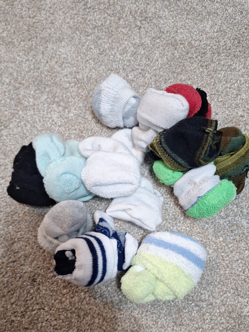Assorted 13 Pairs Free W Purchace Baby Socks
